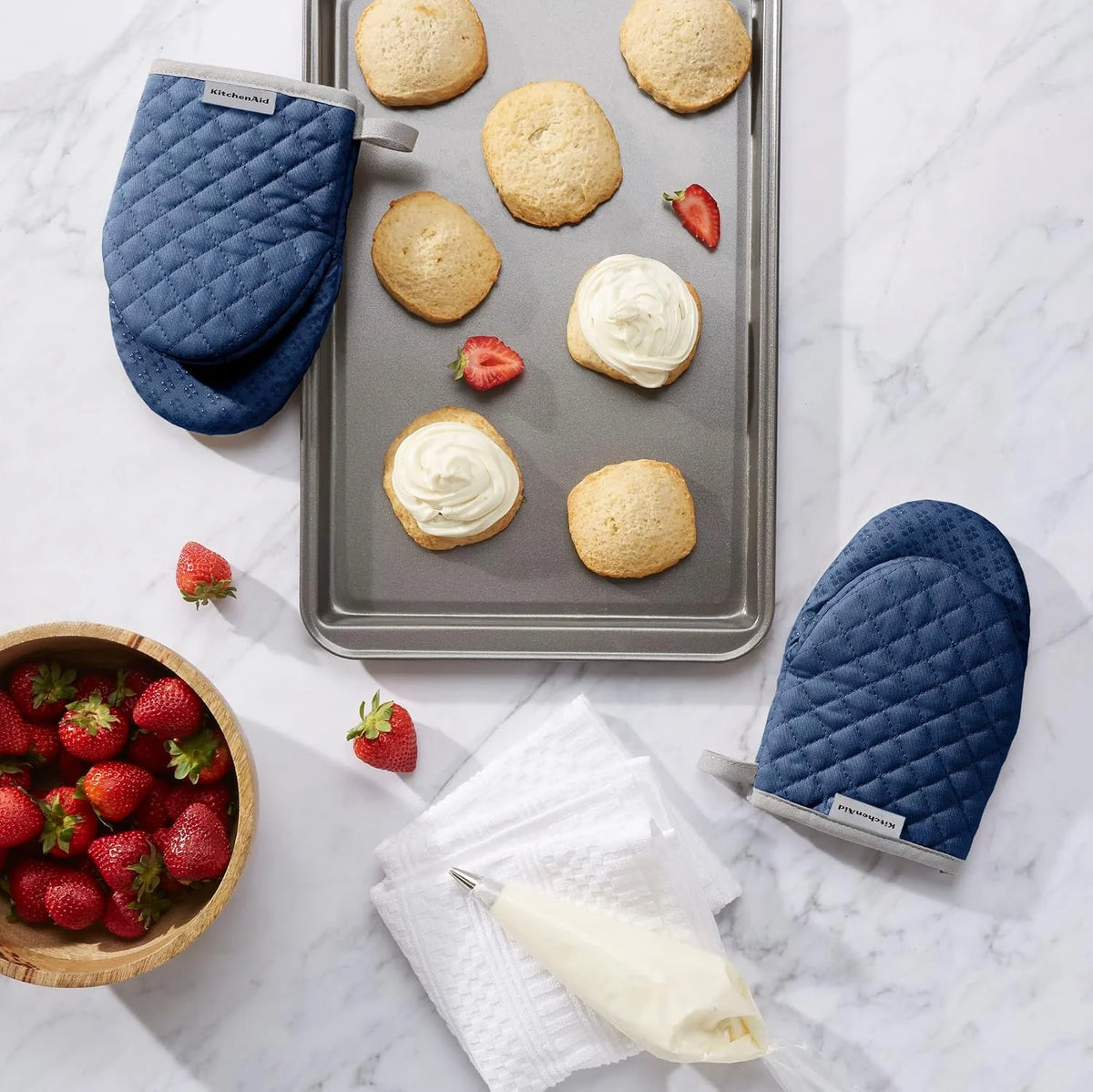 KitchenAid Asteroid Mini Oven Mitt Set, 5.5"x8", Blue Willow, 2 Piece